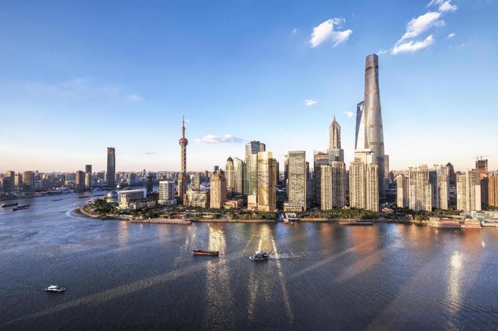 Liuzhou Road Everbright Exhibition Center Branch 2*