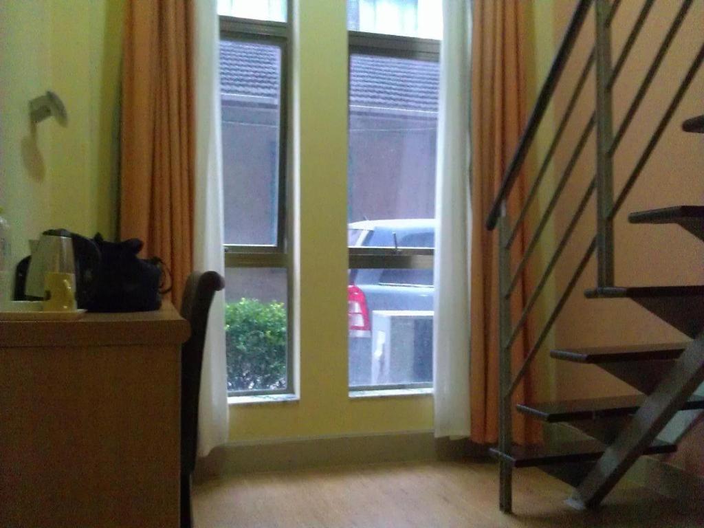 Hotel Liuzhou Road Everbright Exhibition Center Branch 2*